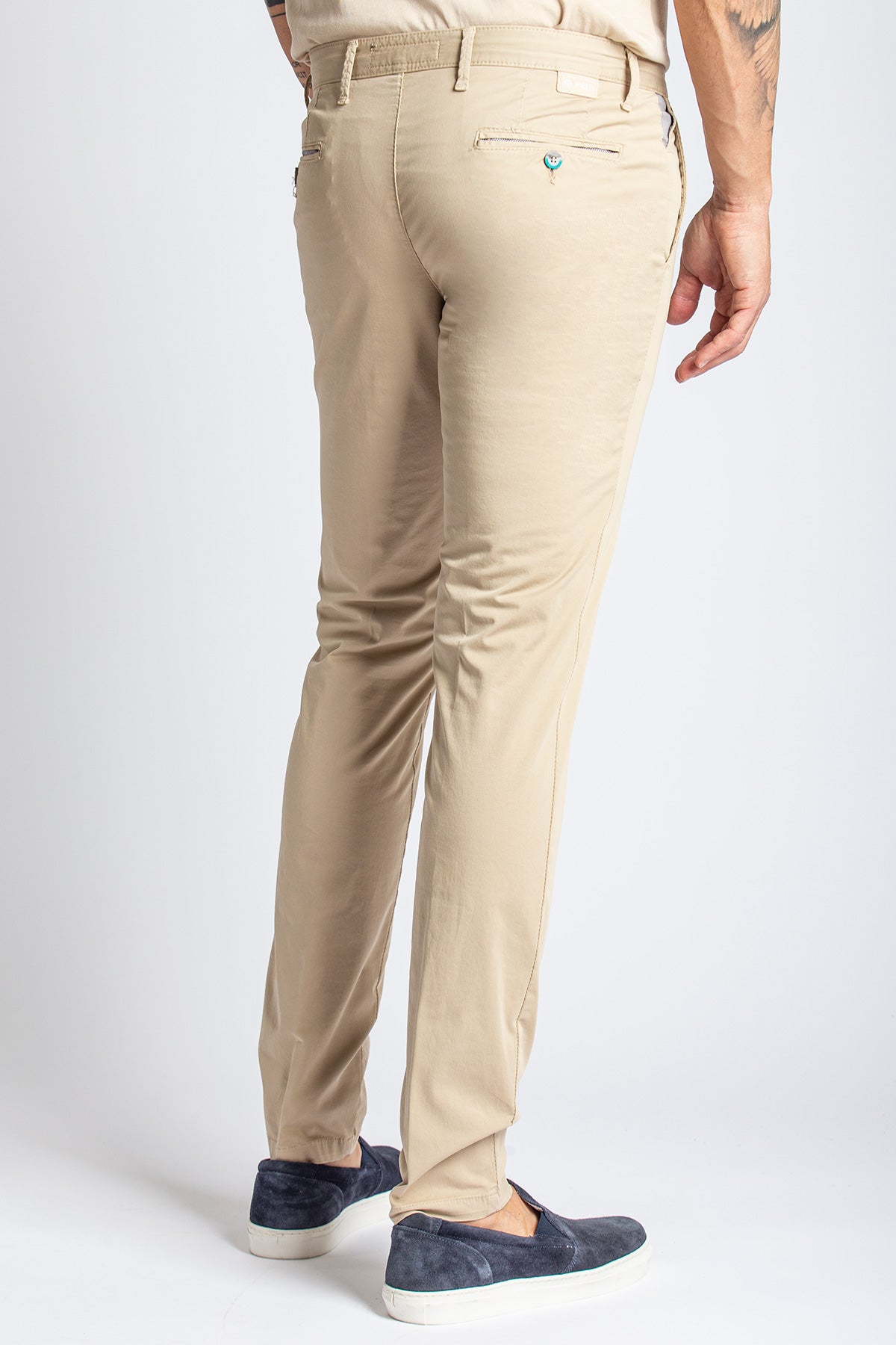 Pantalone in cotone raso stretch