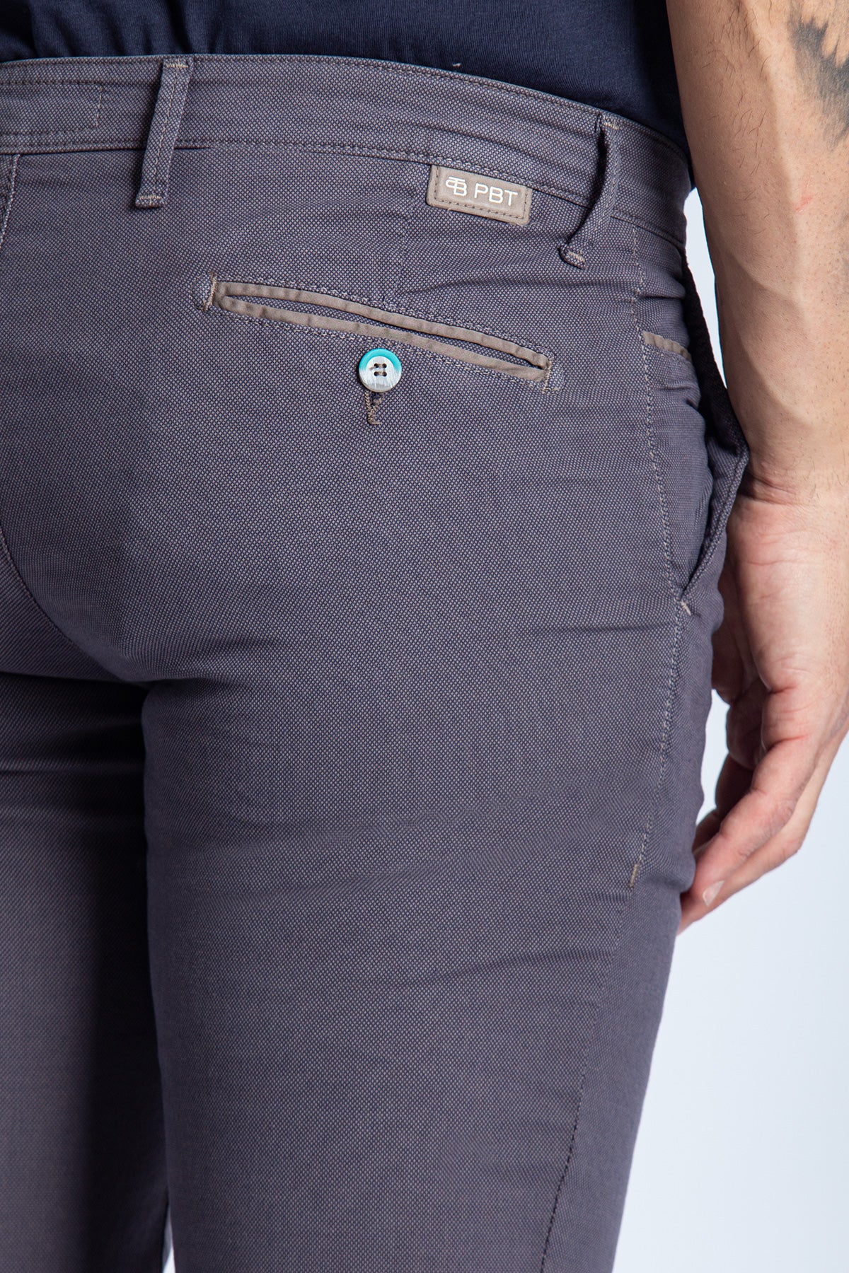 Pantalone chino armaturato in cotone tinto filo